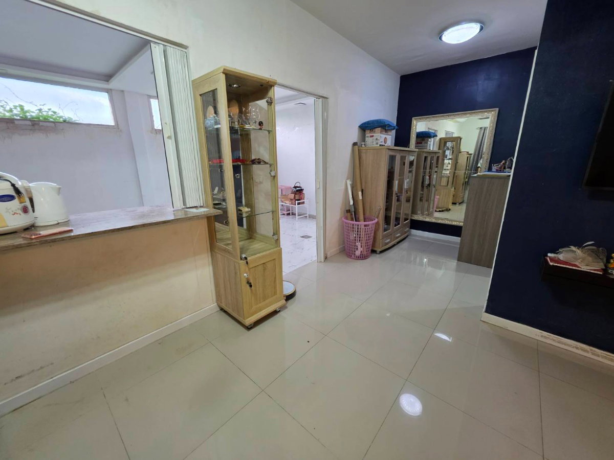 รูป ถูก! ราคาคุ้มค่า ขายทาวน์เฮ้าส์หมู่บ้านพฤกษา 63 บางกะดี-ปทุมธานี 30.2 ตารางวา บ้านหลังริม มีพื้นที่ใช้สอยข้างบ้าน - รูปที่ 9/30
