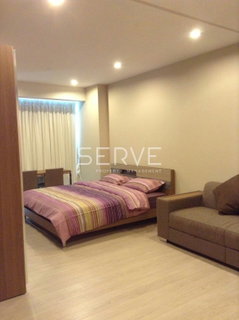 🔥Hot Deal 6.49 MB🔥 - Studio Nice Room & Good Location in Asoke Area MRT Phetchaburi 500 m. at The Room Sukhumvit 21 Condo / For Sale
