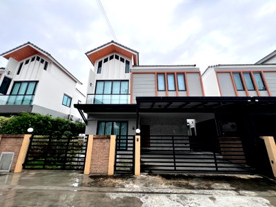ขายบ้านแฝด : 🔥ราคาดีที่สุด 🔥ไพร์มสแควร์ รังสิต-คลอง2🍀 🏠39.30 ตร.ว.  บิ้วอินสวย พร้อมอยู่