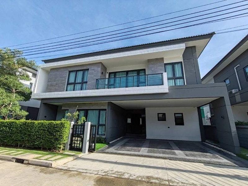 Houses for rent : The City                  Bangna