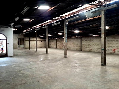 Factory for rent Rama 2 Road : Good location on mainroad of rama 2 Warehouse for Rent