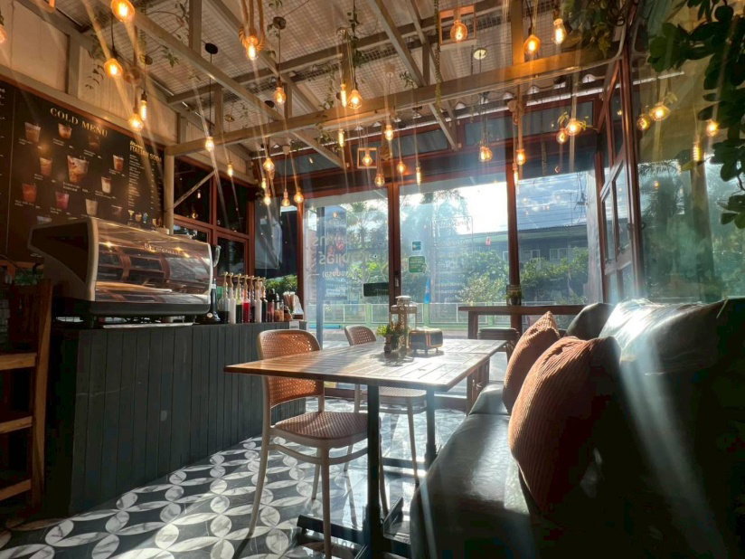 รูป เช่า อาคารพาณิชย์ พร้อมกิจการร้านกาแฟและร้านอาหาร ถนน บางใหญ่ซิตี้ - รูปที่ 1/10
