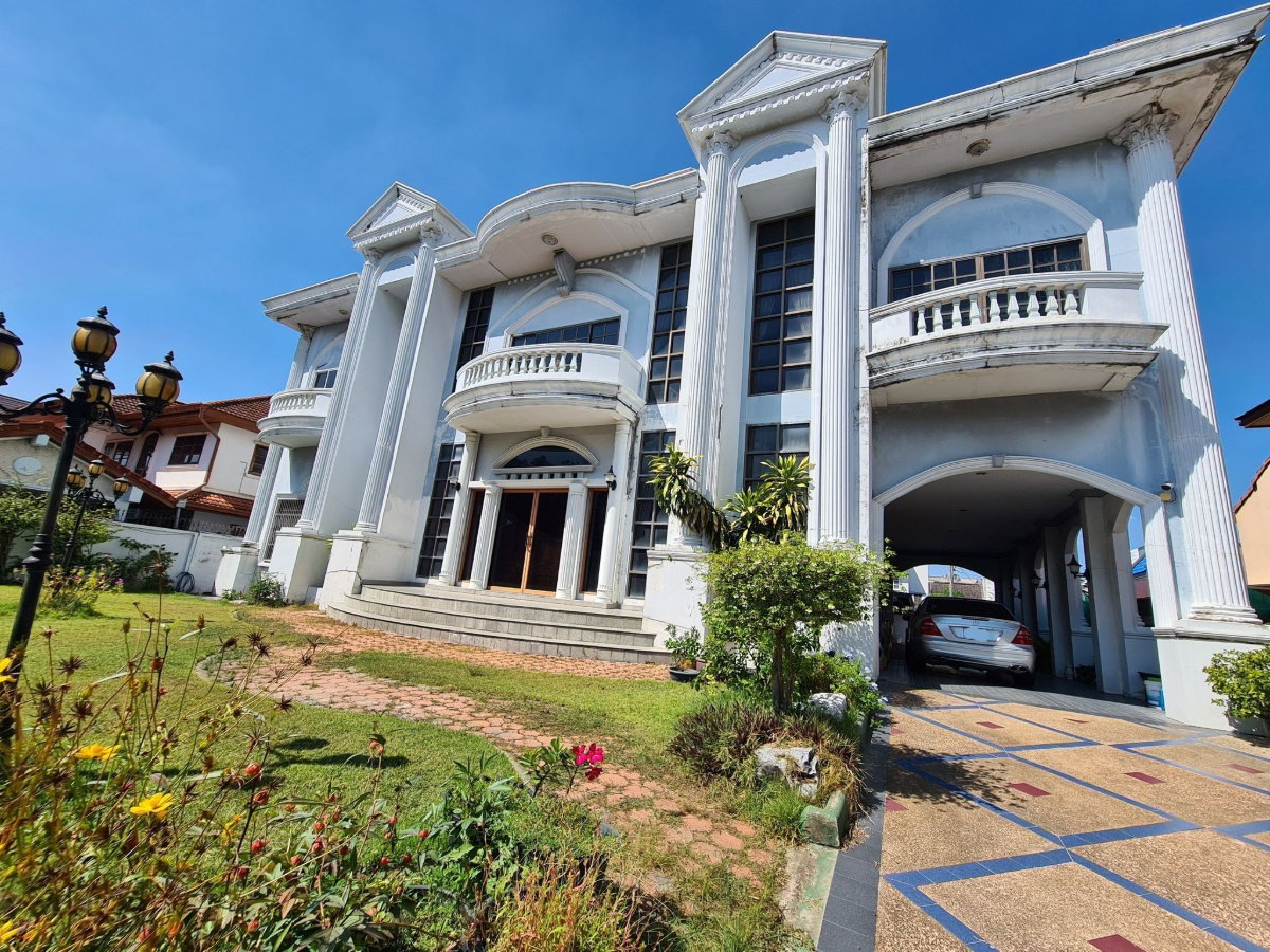 รูป ขายคฤหาสน์สุดอลังการ ใจกลางเมือง 7 ห้องนอน เสนานิคม 1 ใกล้Btsรัชโยธิน - รูปที่ 2/14