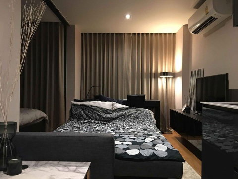 Altitude Samyan Silom【𝐒𝐄𝐋𝐋 & 𝐑𝐄𝐍𝐓】🔥 ห้องสวย สุด luxury จิ๋วแต่แจ๋ว ตกแต่งเรียบร้อย เฟอร์นิเจอร์ครบ.🔥  ติดต่อไลน์ไอดี: @hacondo