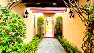 Houses for sale Sripatum University (Chonburi) : House for sale at Amata Spring country Club