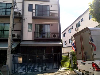 ขายทาวน์โฮม : JK 6082351 : บ้านกลางเมือง รามอินทรา-วัชรพล