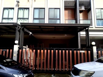 ทาวน์โฮม มหาวิทยาลัยศิลปากร เมืองทองธานี : JK3 7146570 : สุชารี วิลล์ 7 หลักสี่ - ดอนเมือง
