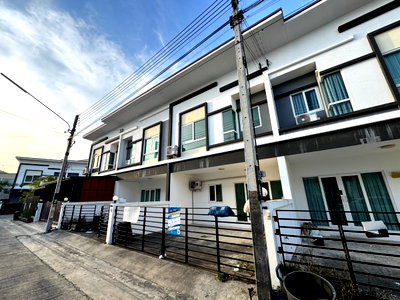 ขายบ้านเดี่ยว : KBA2 2622989 : เก้ามงคลวิลเลจ พุทธมณฑลสาย 5