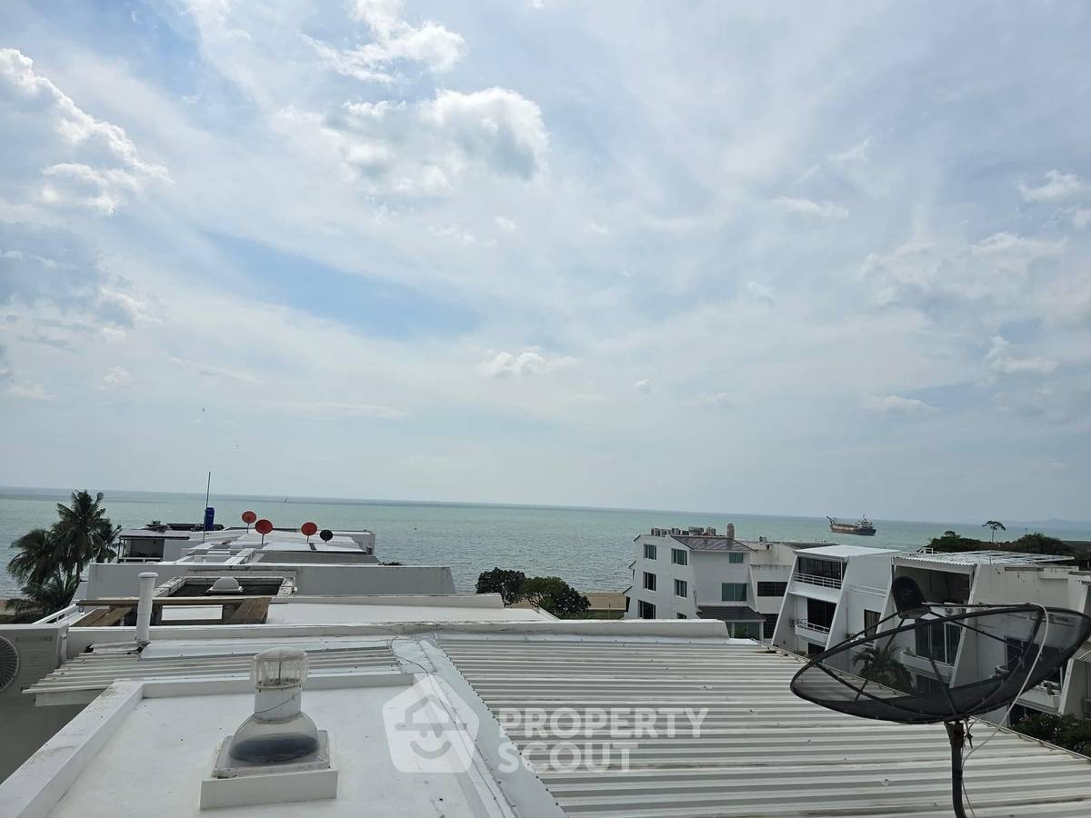 รูป คอนโด 4 ห้องนอน ขนาด 275 ตร.ม. ที่ Chom Talay Resort Condominium (ID 1885768) - รูปที่ 1/30