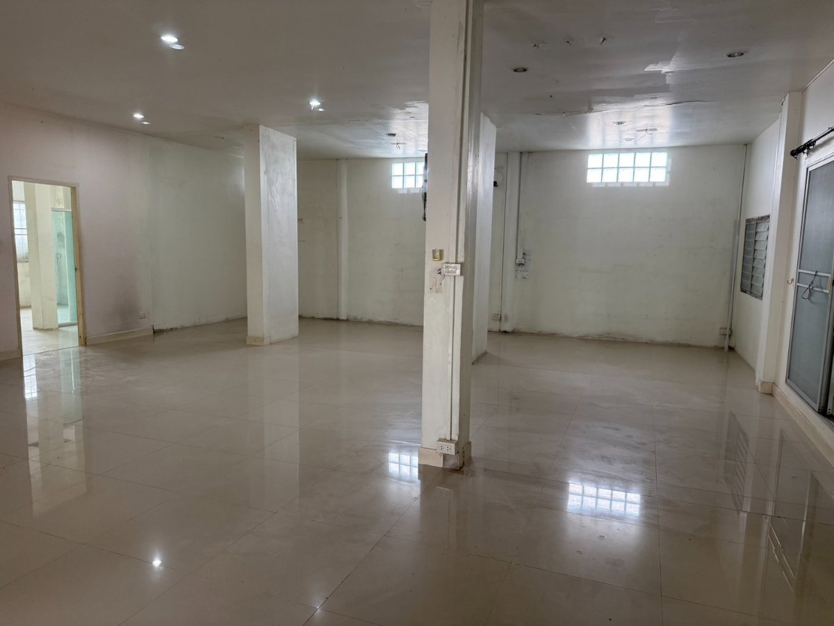 รูป ขายบ้านเดี่ยวบ้านธัญญาภิรมย์ รังสิต-คลอง 10 โทร. 095-089-2688 - รูปที่ 16/23