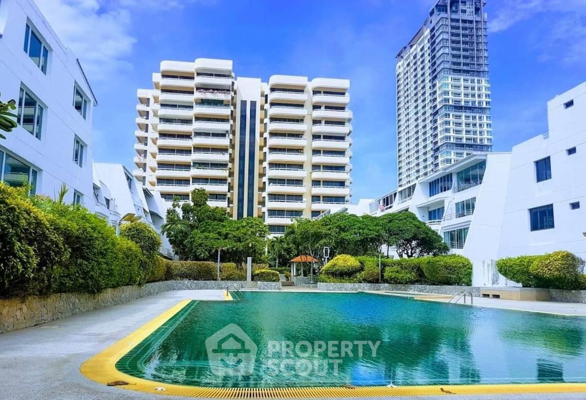 รูป คอนโด 4 ห้องนอน ขนาด 275 ตร.ม. ที่ Chom Talay Resort Condominium (ID 1885768) - รูปที่ 30/30