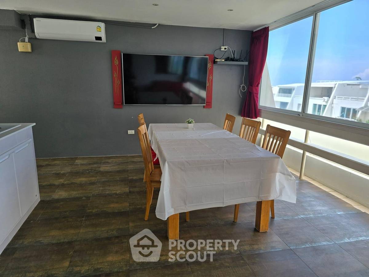 รูป คอนโด 4 ห้องนอน ขนาด 275 ตร.ม. ที่ Chom Talay Resort Condominium (ID 1885768) - รูปที่ 12/30