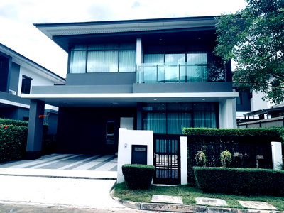 บ้านเดี่ยวให้เช่า : New " เศรษฐสิริ กรุงเทพกรีฑา1 พร้อมเข้าอยู่ สดวก สบาย อยู่เเล้วเฮงๆ รวยพร้อมเข้าอยู่ 