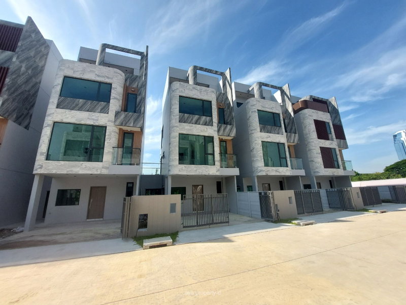 ขายบ้านแฝด : บ้านแฝดแนวคิดใหม่แบบ Leasehold บนถนนรัชดา -พระราม9