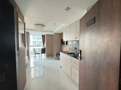 BB 14049 : เซเรนิตี้ วงศ์อมาตย์ คอนโดมิเนียม