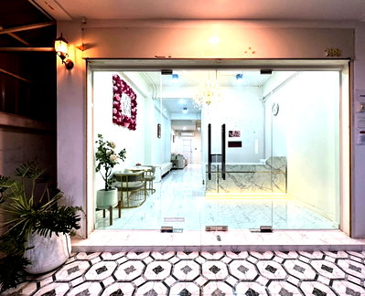 Shophouses for rent Nonthaburi :  For Rent 4 story Clinic commercial building stand alone with private parking in community area