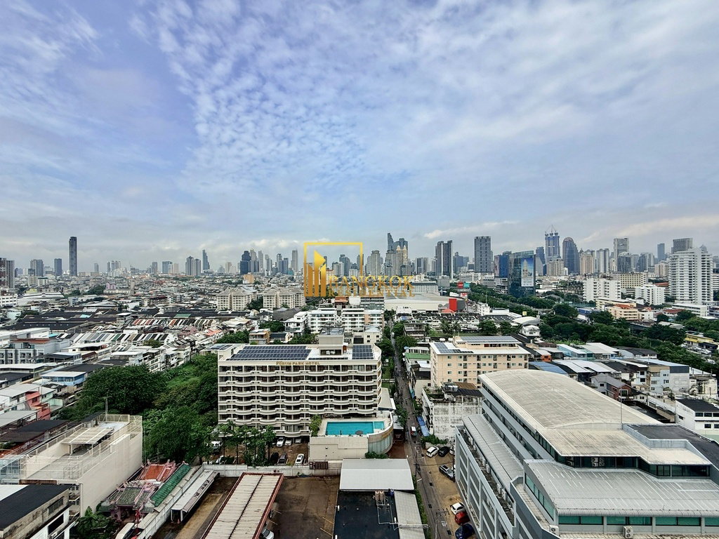 รูป Nondzee Condo | Spacious 2 Bed Duplex Property in Sathorn - BR19375CD - รูปที่ 7/39