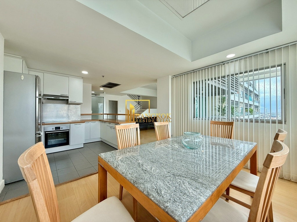 รูป Nondzee Condo | Spacious 2 Bed Duplex Property in Sathorn - BR19375CD - รูปที่ 10/39