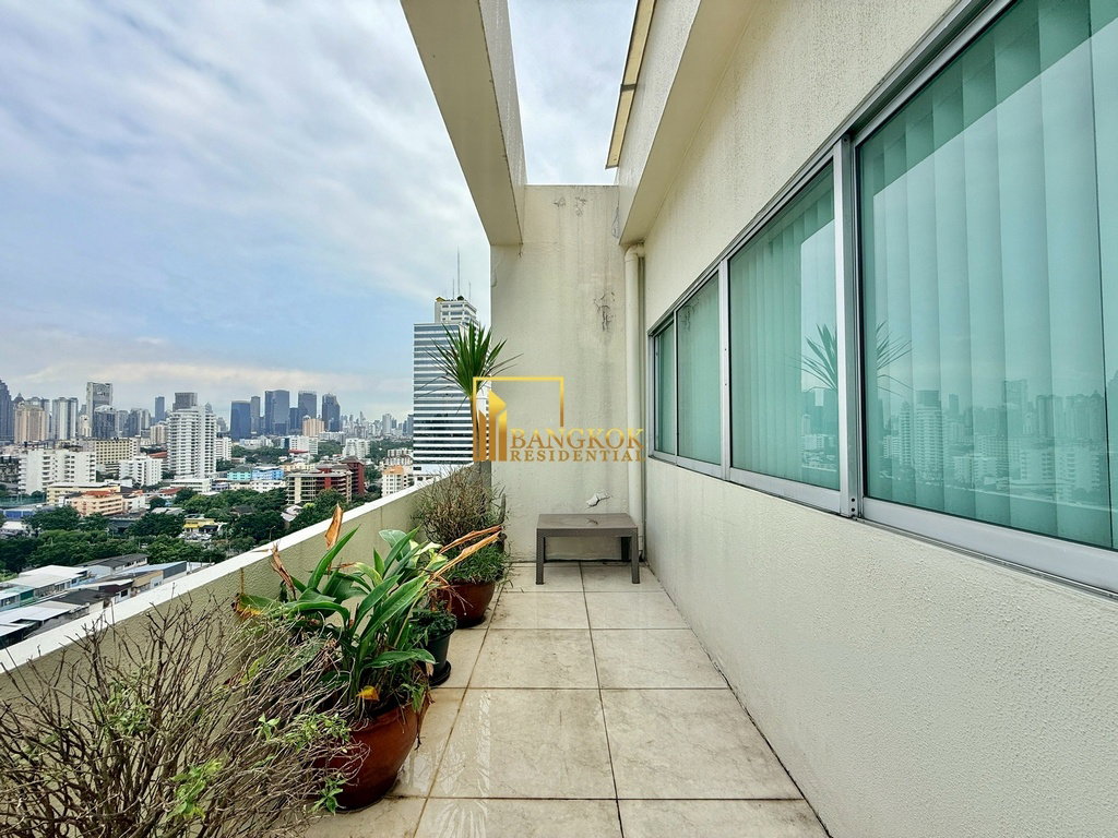 รูป Nondzee Condo | Spacious 2 Bed Duplex Property in Sathorn - BR19375CD - รูปที่ 5/39