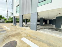 Facility 8