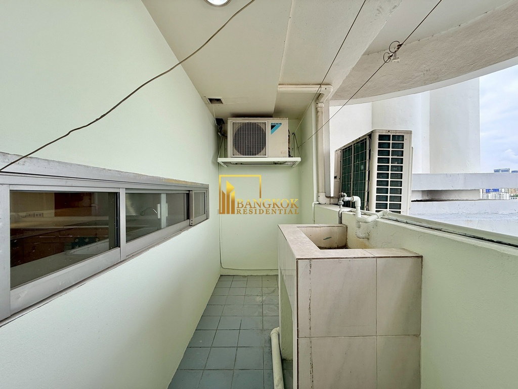 รูป Royal Castle - Spacious 3 Bed Duplex Condo in Phrom Phong - BR4257CD - รูปที่ 27/41