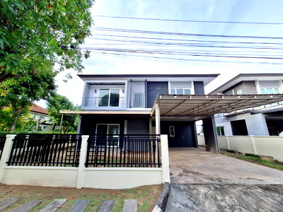 บ้านเดี่ยว ถนนลำลูกกา : เซนโทร วัชรพล หลังมุม ราคาพิเศษ 63 ตร.ว. ติดสุขาภิบาล 5 ตำแหน่งดีที่สุด