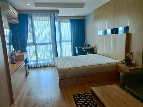 ให้เช่าลัดดาพลัส คอนโด ใจกลางเมืองศรีราชา ราคาถูก ทำเลดีมาก 
