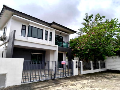เช่าบ้านเดี่ยว โรงเรียนนวมินทราชินูทิศ สตรีวิทยา 2 : k1741ให้เช่าบ้านเดี่ยว แกรนด์ บริทาเนีย วงแหวน-รามอินทรา (Grand Britania Wongwaen-Ramindra) #ห้องน้ำในห้องนอนทุกห้อง #บ้านมือหนึ่ง