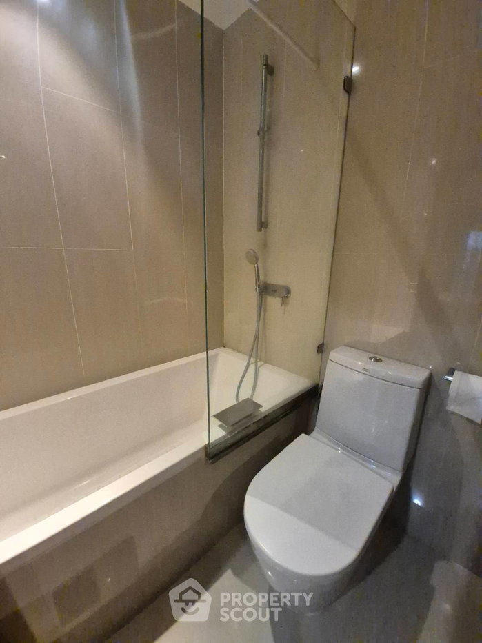 รูป ราคาน่าสนใจ ห้องสองห้องนอน ชั้น 23 โครงการ Sathorn Gardens ใกล้ MRT สีลม (ID 2411595) - รูปที่ 13/20
