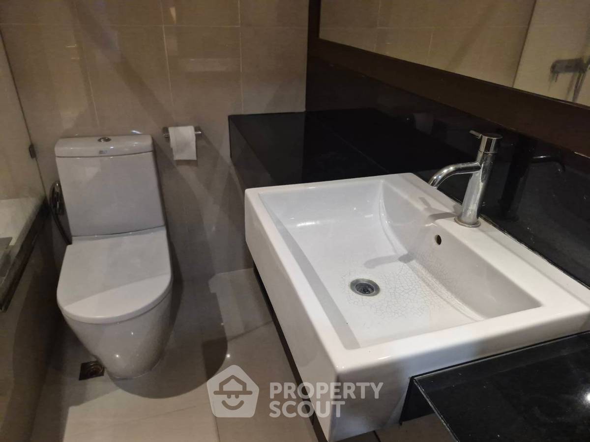 รูป ราคาน่าสนใจ ห้องสองห้องนอน ชั้น 23 โครงการ Sathorn Gardens ใกล้ MRT สีลม (ID 2411595) - รูปที่ 12/20