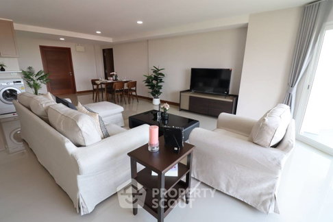 คอนโด 2 ห้องนอน ขาย Grand View Condo บ้านอำภูร์ นาจอมเทียน สัตหีบ (ID 2092979)