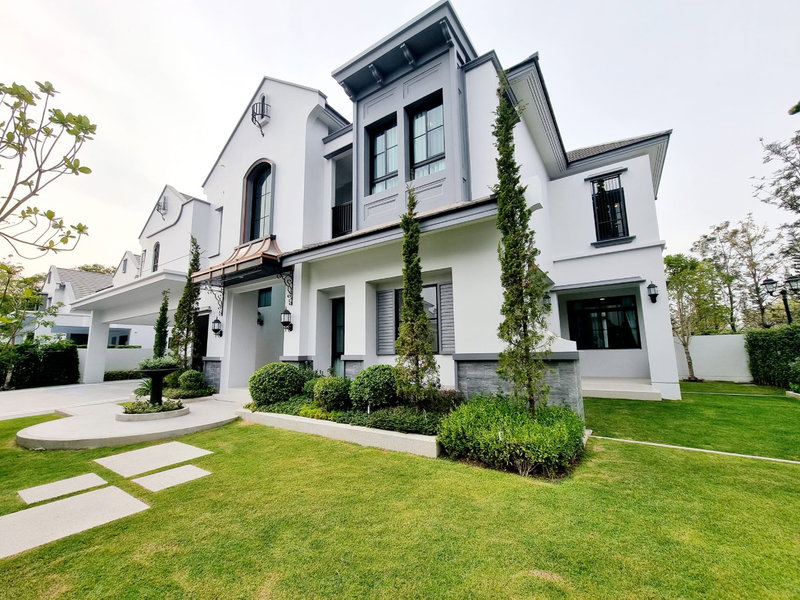Houses for rent : 🏡#PN2404_076 🏡𝗙𝗼𝗿 𝗥𝗲𝗻𝘁 5️⃣0️⃣0️⃣k.🔥🔥 #Near MRT Sri Kreetha ✨#Available 10 Nov 2025‼️Luxury house project: Nantawan Rama 9 Krungthep Kreetha