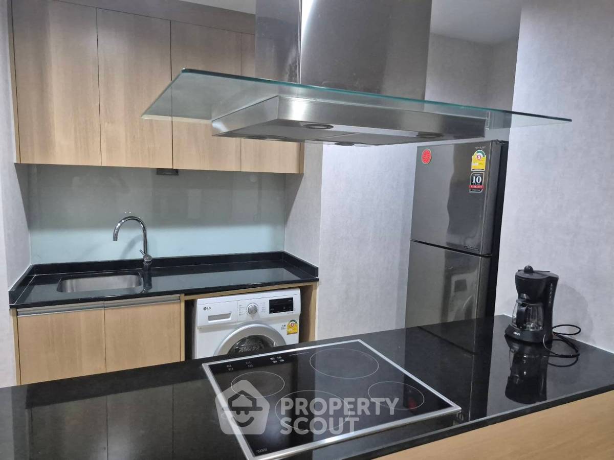 รูป ราคาน่าสนใจ ห้องสองห้องนอน ชั้น 23 โครงการ Sathorn Gardens ใกล้ MRT สีลม (ID 2411595) - รูปที่ 10/20