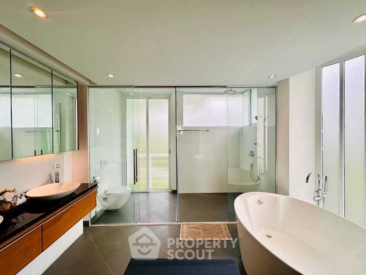 รูป คอนโด 2 ห้องนอน 120 ตร.ม. ให้เช่า | Pure Sunset Beach นาจอมเทียน (ID 2111248) - รูปที่ 8/8