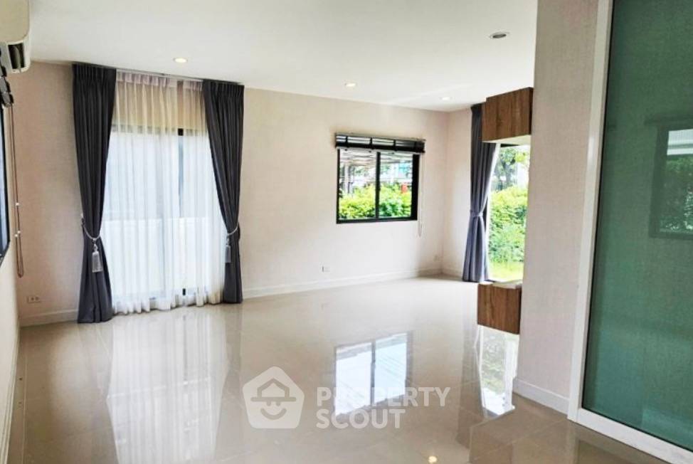 รูป บ้านเดี่ยว 3 ห้องนอน ขาย ใกล้บางพริาง | พีเอวี บางนา สมุทรปราการ (ID 2150410) - รูปที่ 6/7