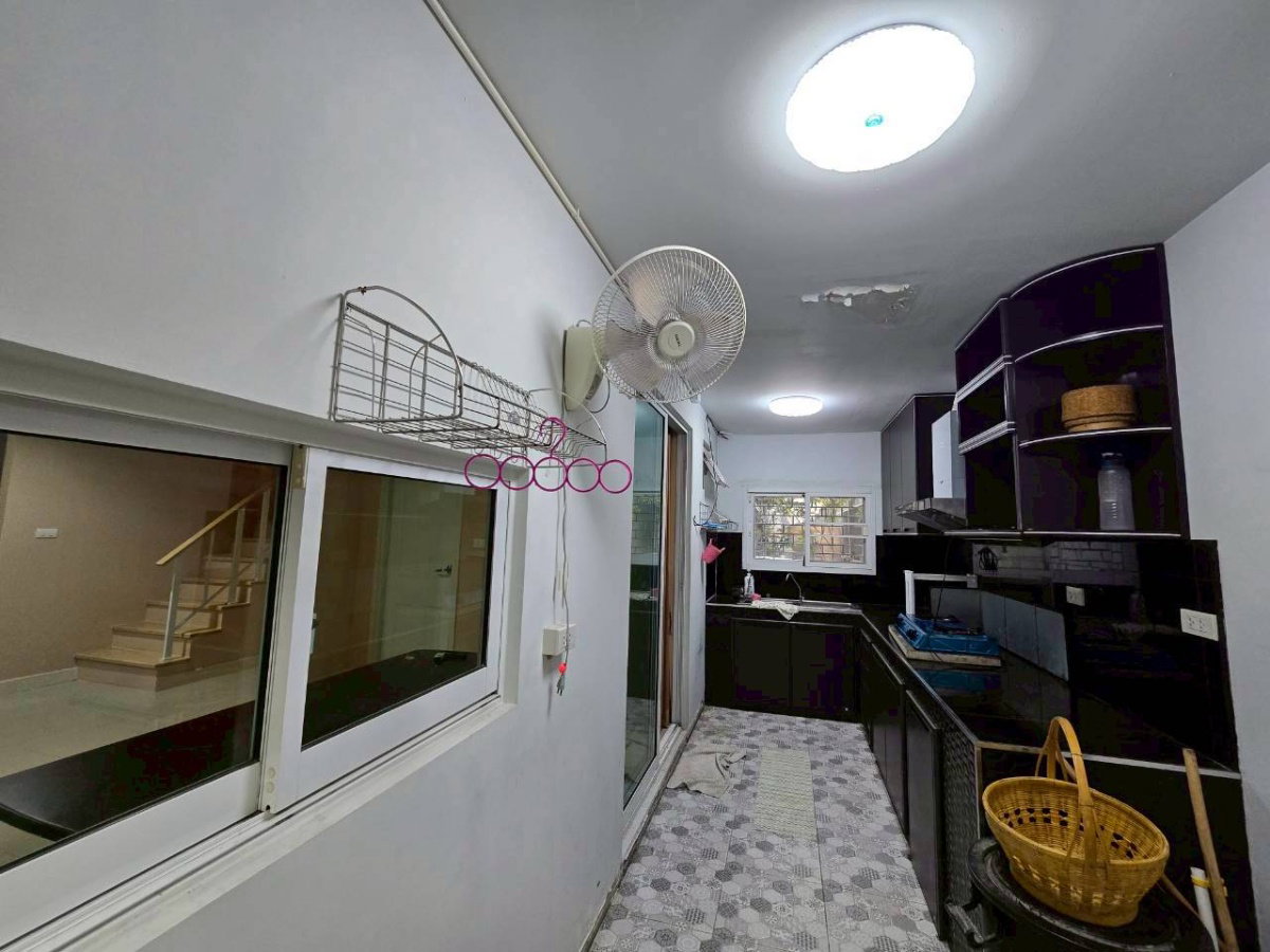รูป ขายบ้านแฝด โครงการ เดอะวิลเลจ บางนา-วงแหวน 3 กม 10 หลังมุม - รูปที่ 6/17