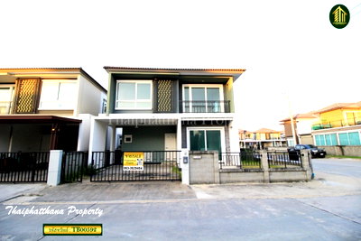 ขายบ้านแฝด : หมู่บ้านโกลเด้น นีโอ บางนา-กิ่งแก้ว บ้านใหม่ หลังมุม ทำเลดี ถนนกิ่งแก้ว