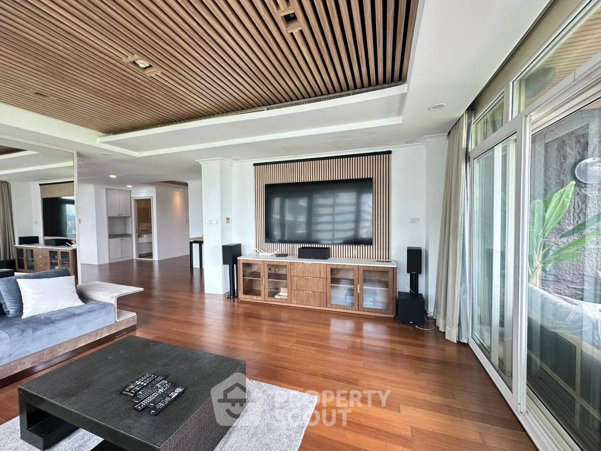 picture 3-BR Condo For Rent At Baan Ratchadamri, 400m To BTS Ratchadamri (ID 2146451) - 4/11