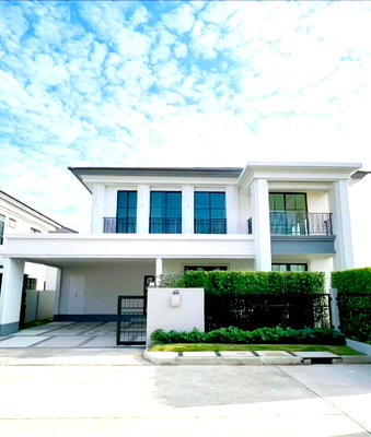Houses for rent TRIAMUDOMSUKSANIMKLAO SCHOOL : Luxury house for rent, Setthasiri Serithai project, corner house, size 72.7 sq m., usable area 250 sq m., near Siam Park / Fashion Island