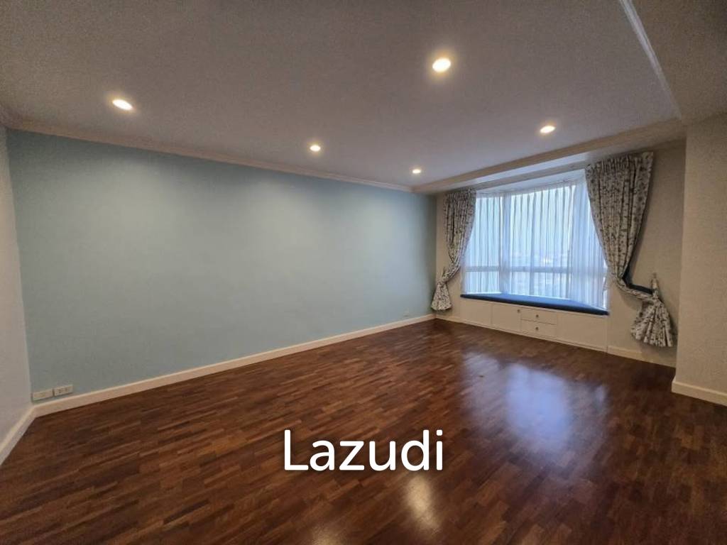 รูป 3 Bed 3 Bath 210 SQ.M Royal Castle Pattanakarn - รูปที่ 5/10