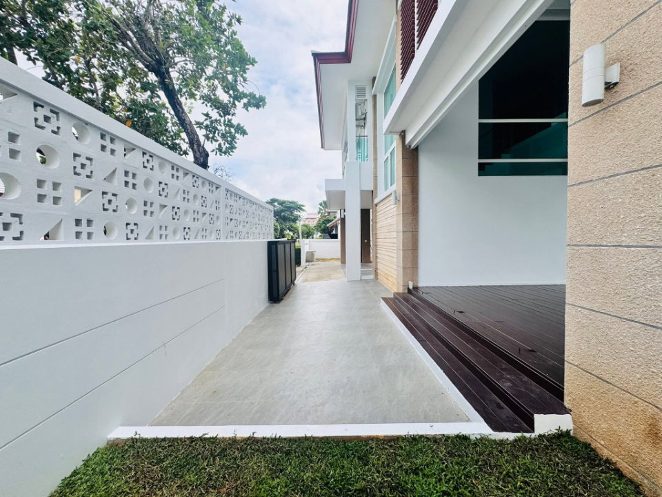 picture Pool Villa in Beachfront project in Pattaya for Sale - 24/28