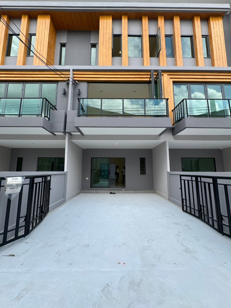 Townhouses for rent : 💥CP-9393💥 3-story townhouse for rent, Eigen Rama 9 project, fully furnished and equipped, ready to move in 👉 Add Line @mastercondo