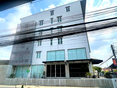 Home office for rent : LTH13570 – Office Building/Home Office for Rent | Rama 9 Soi 43 | 900 sqm | 10 Beds 9 Baths | 150K/Month 
