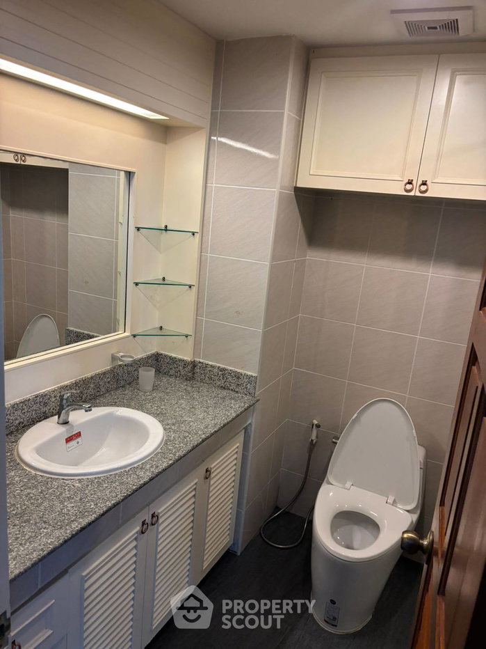 รูป คอนโด 4 ห้องนอน กว้างขวาง 228 ตร.ม. View Talay 8 Condominium Jomtien (ID 2158951) - รูปที่ 16/27