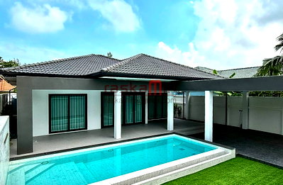 Houses for sale Rubberland : ✨ Urgent Sale! Fully Furnished Pool Villa – Soi Boonsampan, Near The Chill Mall, Pattaya 