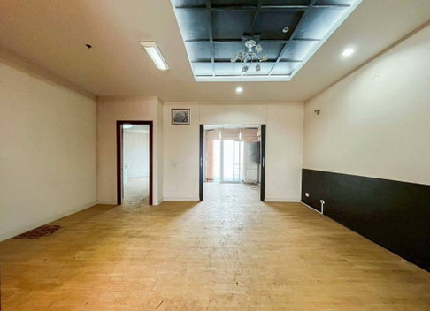 For sale 2 rooms, corner room, Chao Phraya River view, Baan Sathorn Chao Phraya Condo, 4 bedrooms, near ICON Siam, 185 sq m, 10th floor