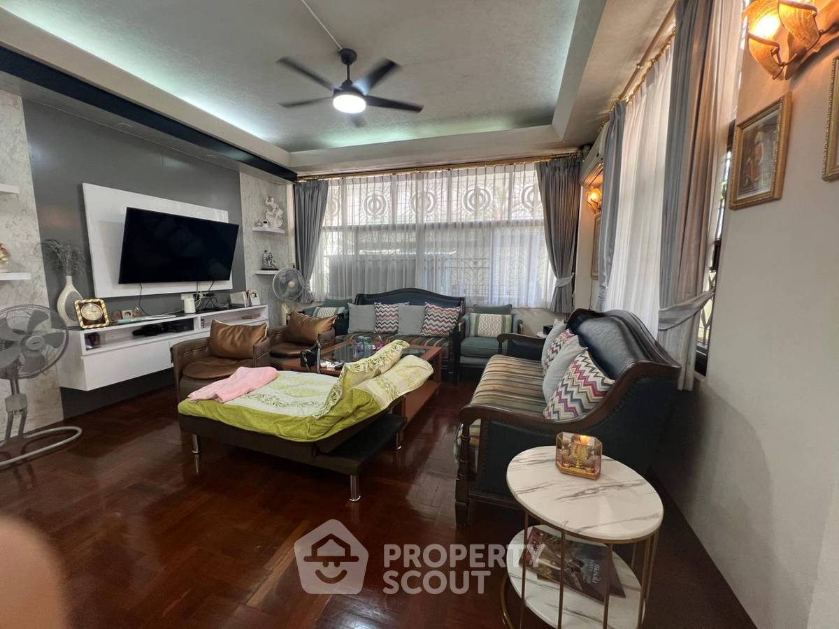 รูป บ้าน 5 ห้องนอน ขนาด 500 ตร.ม. ย่านสมเด็จเจ้าพระยา ใกล้ BTS กรุงธนบุรี (ID 2421357) - รูปที่ 2/13