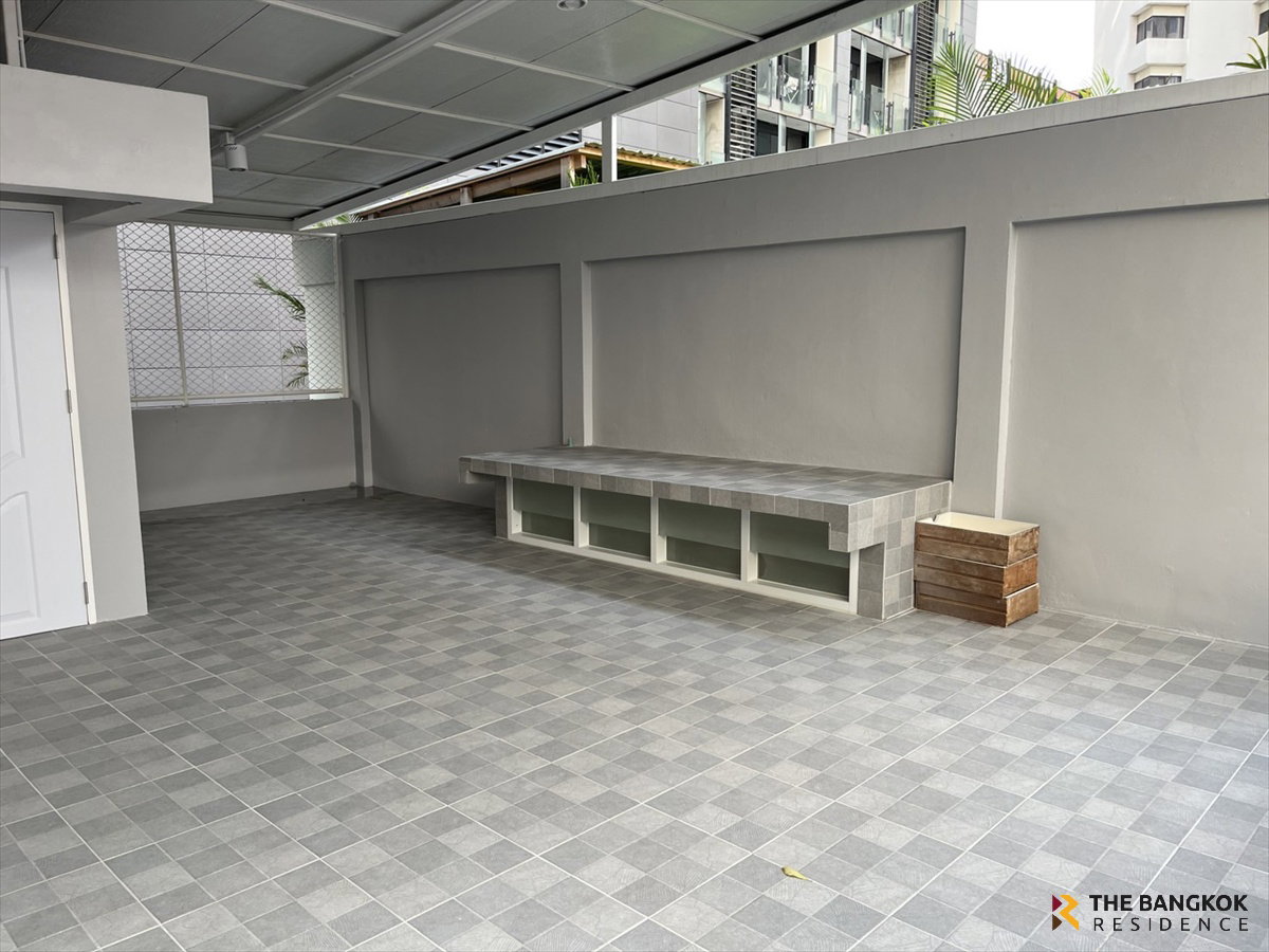 รูป Townhouse Area Sukhumvit 11 🏡 ใจกลางสุขุมวิท ใกล้ BTS นานา เพียง 5 นาที 💚 - รูปที่ 7/10