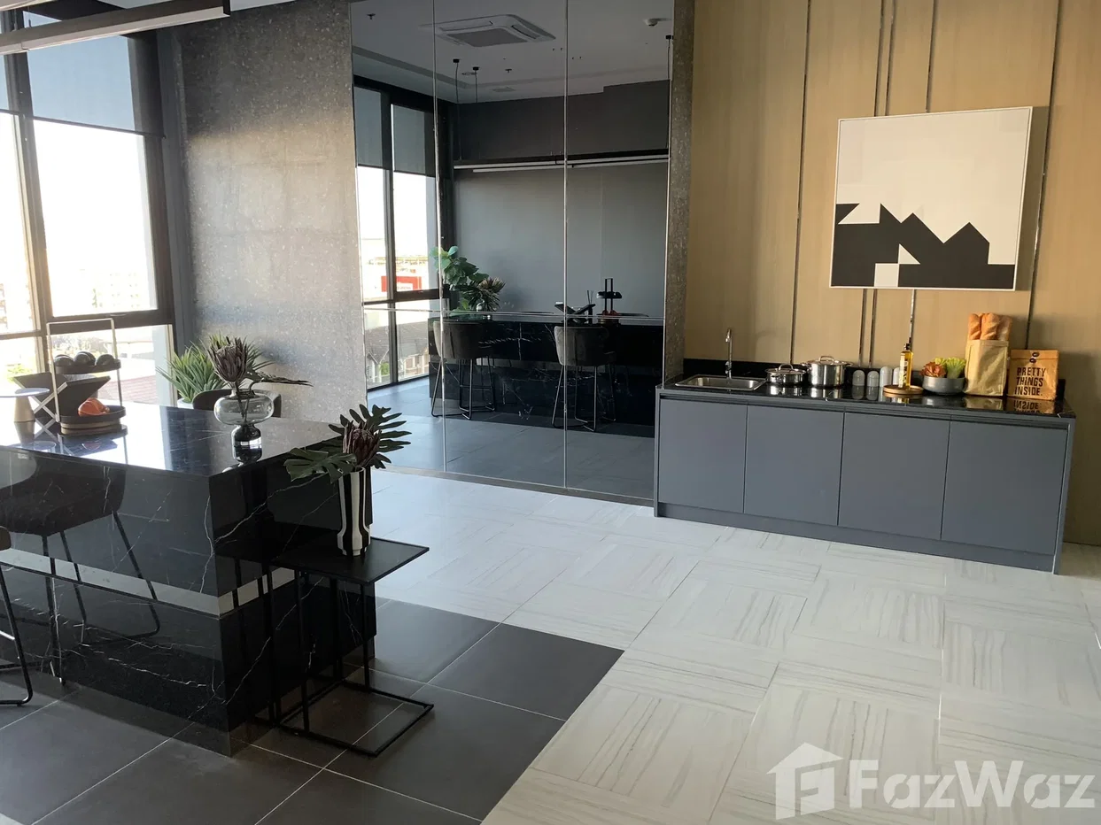 picture Sale by owner - Only one 2BR condo per floor 983900 - 42/61