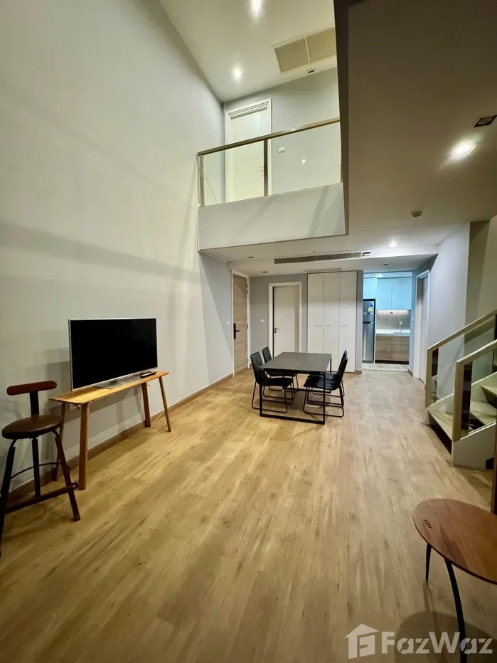 รูป คอนโดให้เช่า 2 ห้องนอน ในโครงการ เดอะ รูม สุขุมวิท 21 73072 - รูปที่ 2/23